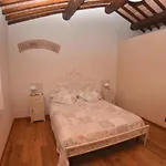 Al Colle Di Nyaraló Lari